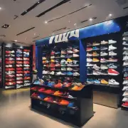 在广州市天河区有一家专营销售Nikedidas等品牌运动鞋和服装的小店叫做什么？
