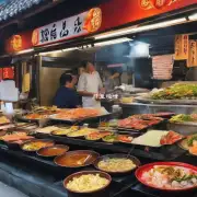 南京东路周围是否有泰式火锅或者日式烧烤等特色小吃店铺可供选择？