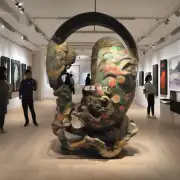 在上海有哪些美术馆？它们分别展示什么类型的艺术作品呢？