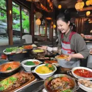 如果你来到杭州想要了解当地美食的话你会去哪些餐厅尝试不同的菜肴种类？