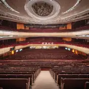 南京是否有着名的音乐厅剧院或其他演出场所？