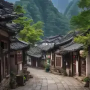 如果你去到中国安徽省黄山市屯溪区游玩的话你可以去哪些村落体验乡村生活呢？