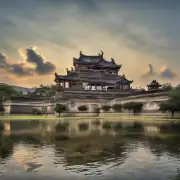 关于柳州的一些有名的历史古迹和文化遗址您能详细描述一下吗?